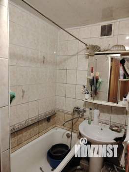 3-к квартира, вторичка, 61м2, 1/5 этаж